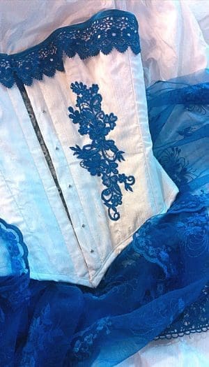 Juliet in white with royal blue
